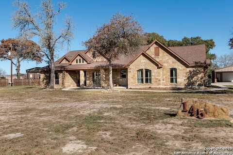 145 COPPER CREEK DR, La Vernia, TX 78121