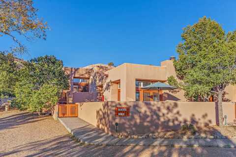 22 Pueblo de Cielo, Santa Fe, NM 87506