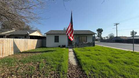 806 N 2nd Street, Porterville, CA 93257