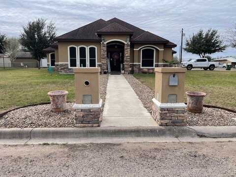 909 W Kohler Street, Hebbronville, TX 78361