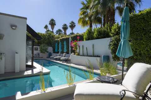 1755 S Mesa Drive, Palm Springs, CA 92264