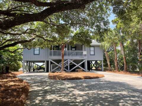 3330 Palmetto Boulevard, Edisto Island, SC 29438