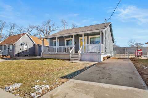 1615 E 21st Street, Des Moines, IA 50317