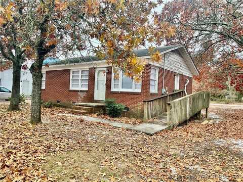 206 S 7th Street, Spring Lake, NC 28390