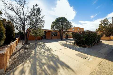 2304 BERYL Court NW, Albuquerque, NM 87104