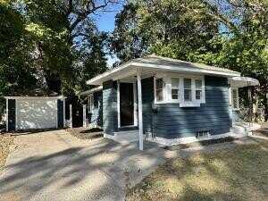 530 E Larch Avenue, Muskegon, MI 49442