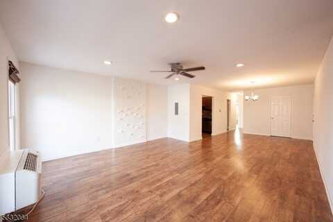 15 Forest St Unit 5, Montclair, NJ 07042