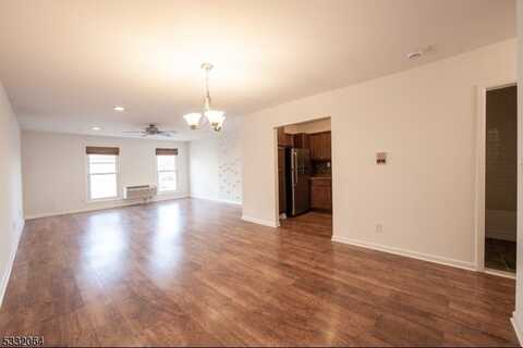 15 Forest St Unit 5, Montclair, NJ 07042