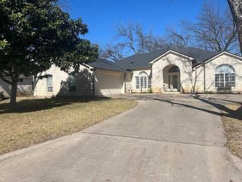 310 Meadowlakes Drive, Meadowlakes, TX 78654