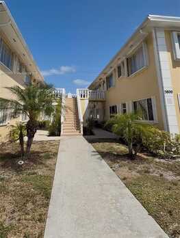 5800 NE 22nd Way, Fort Lauderdale, FL 33308