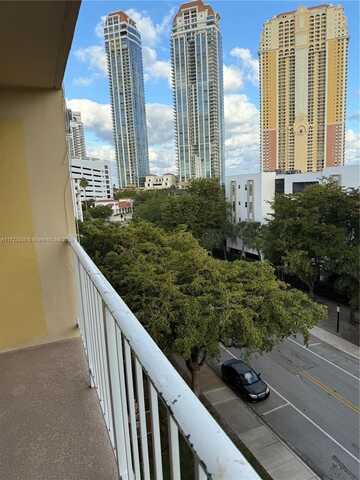 200 178th Dr, Sunny Isles Beach, FL 33160