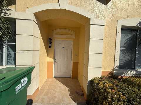 6920 NW 177th St, Hialeah, FL 33015