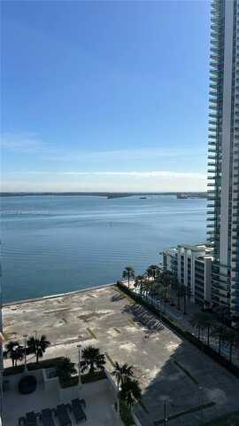 1200 Brickell Bay Dr, Miami, FL 33131