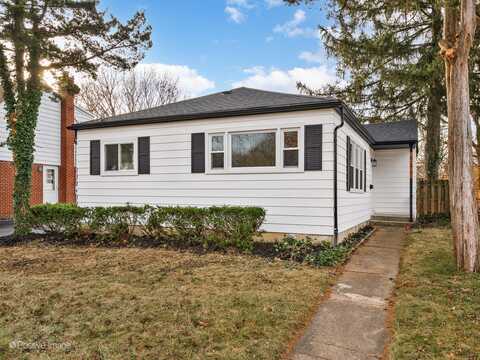 922 N Patton Avenue, Arlington Heights, IL 60004