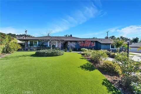 2124 Canterbury Lane, Glendora, CA 91741