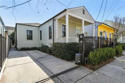 2308 ANNUNCIATION Street, New Orleans, LA 70130