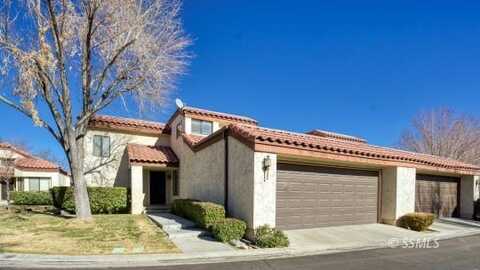 430 Tepatitilan CT, Ridgecrest, CA 93555