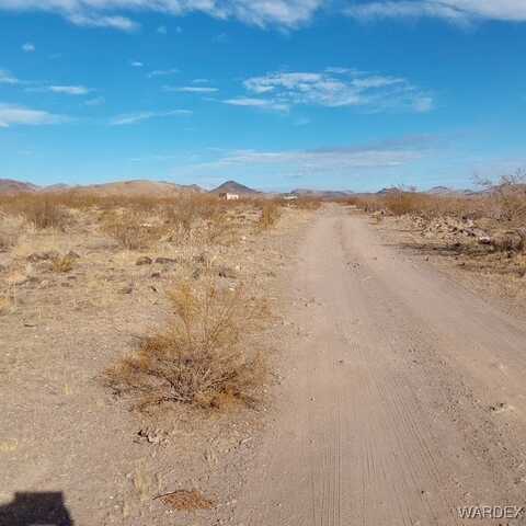 0 Greer Rd, Golden Valley, AZ 86413