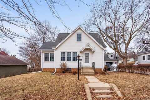 1709 Olive Street, Cedar Falls, IA 50613