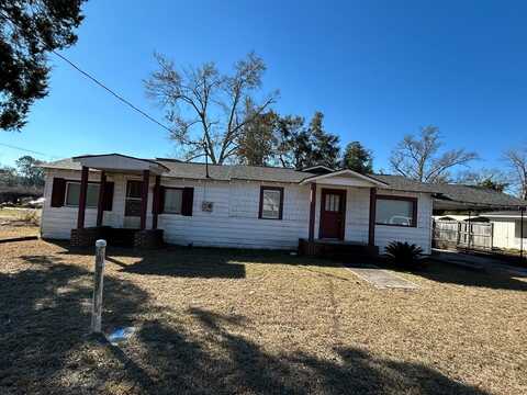 140 Register Avenue, Reidsville, GA 30453