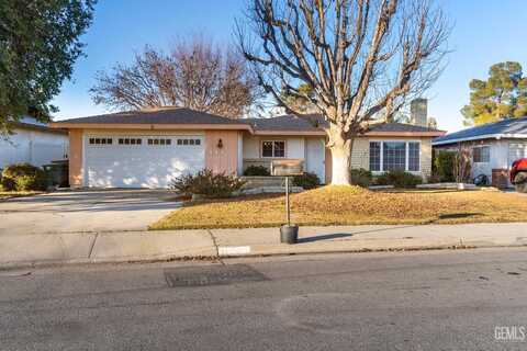 4412 Posada Avenue, Bakersfield, CA 93309