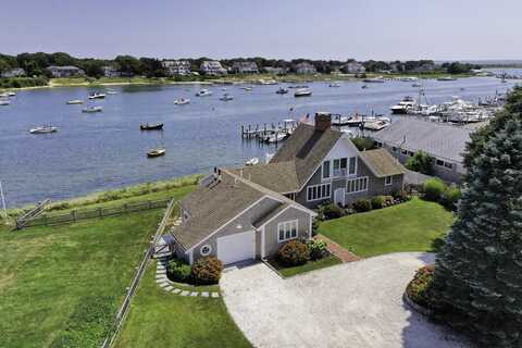 15 Ship Shops Way, South Yarmouth, MA 02664