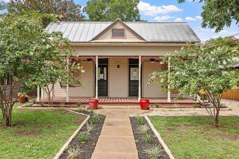 514 Austin St, Fredericksburg, TX 78624