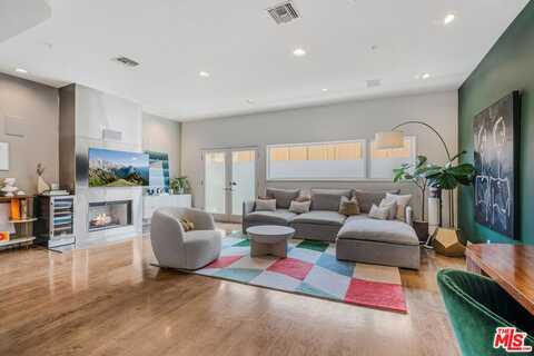 1145 Horn Ave, West Hollywood, CA 90069