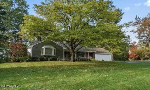 2528 Peters Lane, Niskayuna, NY 12309