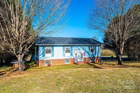 4745 16th Street Drive NE, Hickory, NC 28601