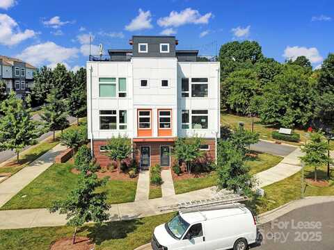 111 W Poindexter Drive, Charlotte, NC 28203