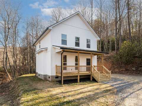 22 Border Street, Black Mountain, NC 28711