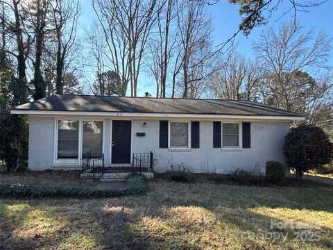 4512 Kavanaugh Drive, Charlotte, NC 28205