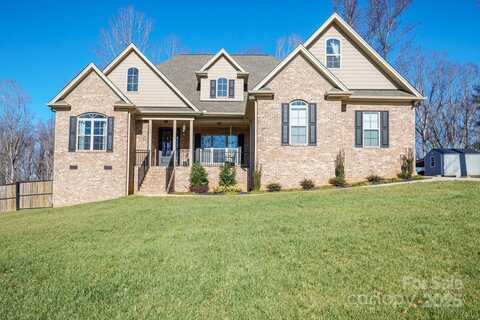 162 Ravencrest Drive, Statesville, NC 28625