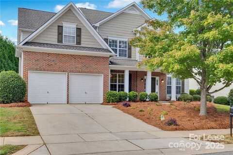 105 Runningdeer Drive, Mooresville, NC 28117