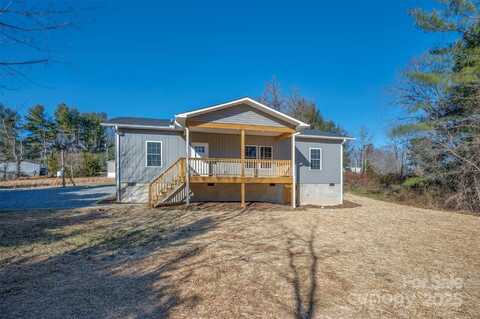 43 Bishop Lane, Flat Rock, NC 28731