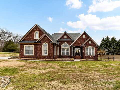 4730 Rollins Pointe Drive, Monroe, NC 28110