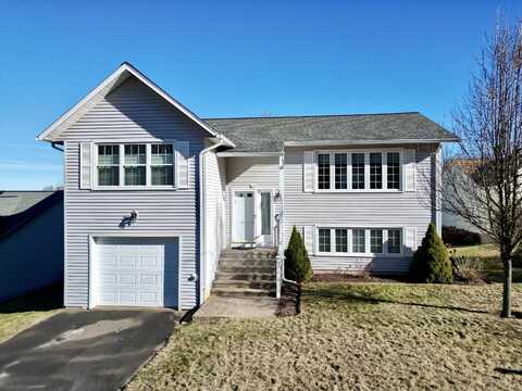 23 Mohican Lane, Bristol, CT 06010