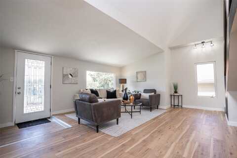1141 Euclid Avenue, Des Moines, IA 50313