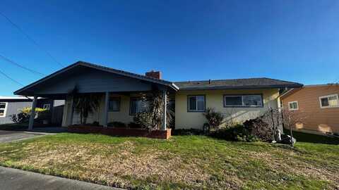 967 Huntington, Crescent City, CA 95531