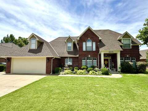 3215 Willow Lake, Enid, OK 73703