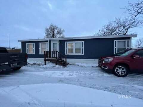 900 Albert Dr, Miles City, MT 59301