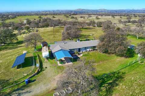 33400 Barn Owl Road, Raymond, CA 93653