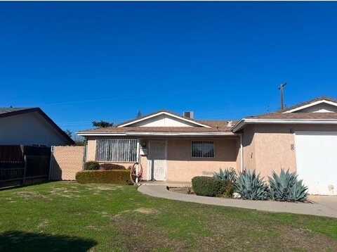 3058 Bellaire Way W, Fresno, CA 93722