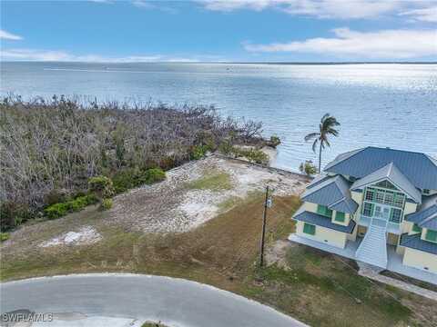 2288 Macadamia Lane, Saint James City, FL 33956