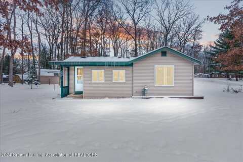 243 Matilda, Harrison, MI 48625