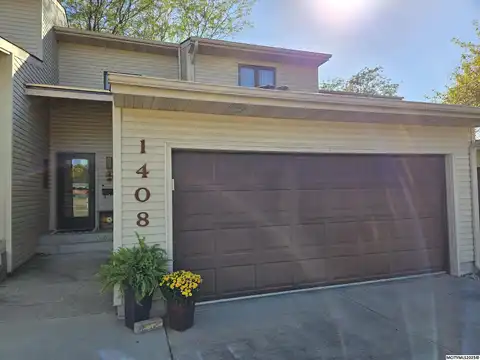 1408 Locust St, Webster City, IA 50595