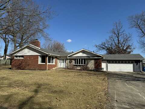 609 Almond Street NW, DeMotte, IN 46310