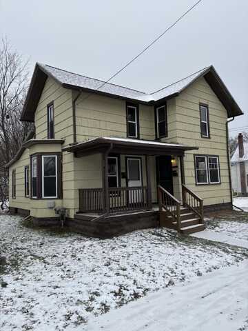 707 S Jackson Street, Jackson, MI 49203