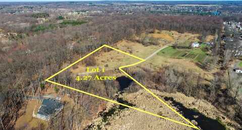 1949 Percy Lane, Highland, MI 48357